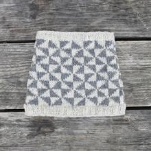 HIRA Handknit Wool Fleece Lined Neckwarmer Scarf (WS)