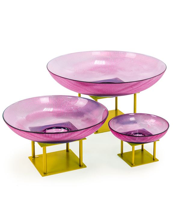 SET OF 3 DECO PURPLE GLASS BOWLS ON GOLD STANDS